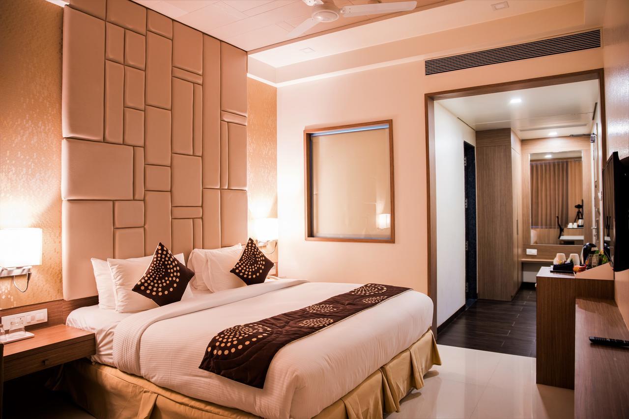 Grand Rio Nashik Exterior foto