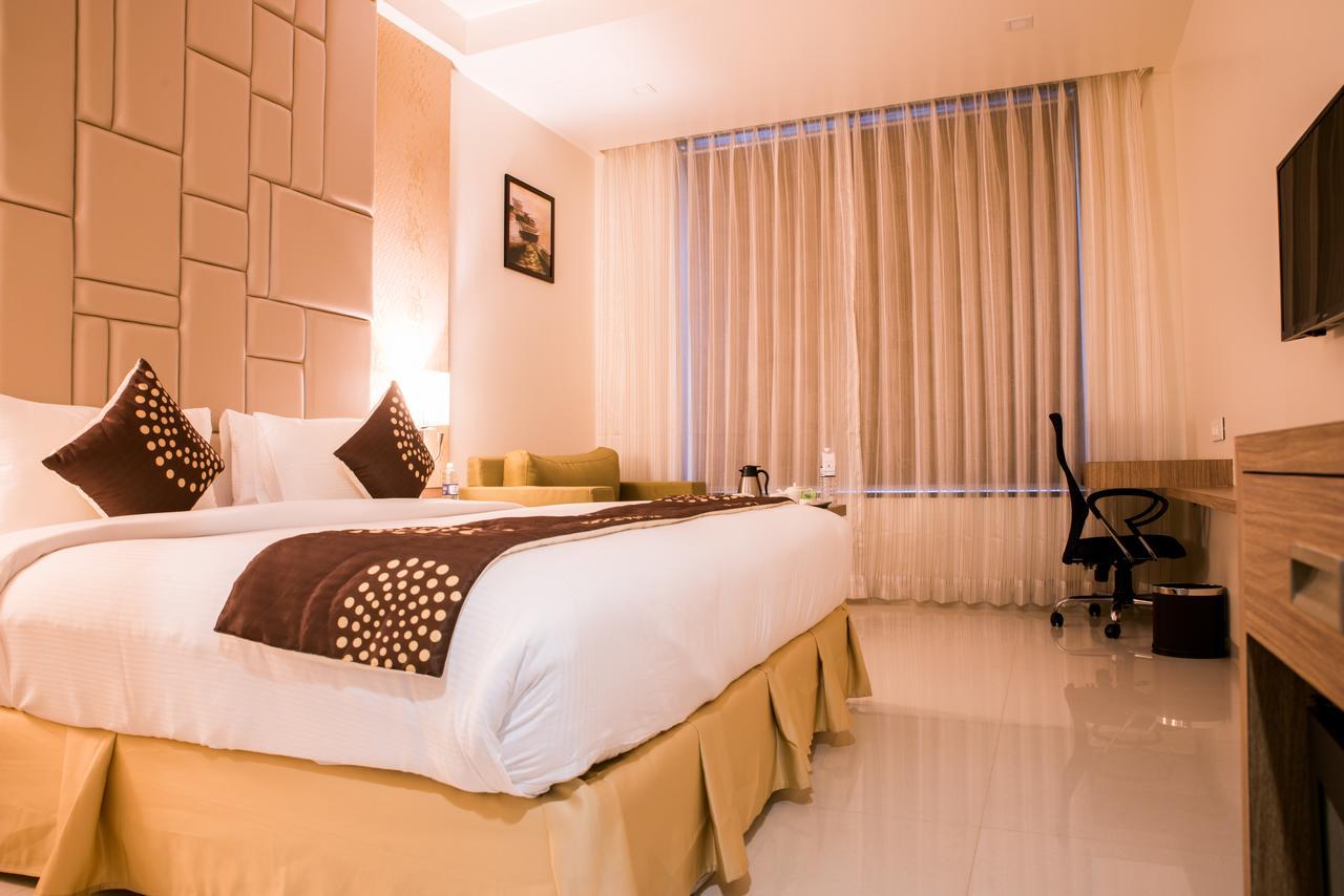 Grand Rio Nashik Exterior foto
