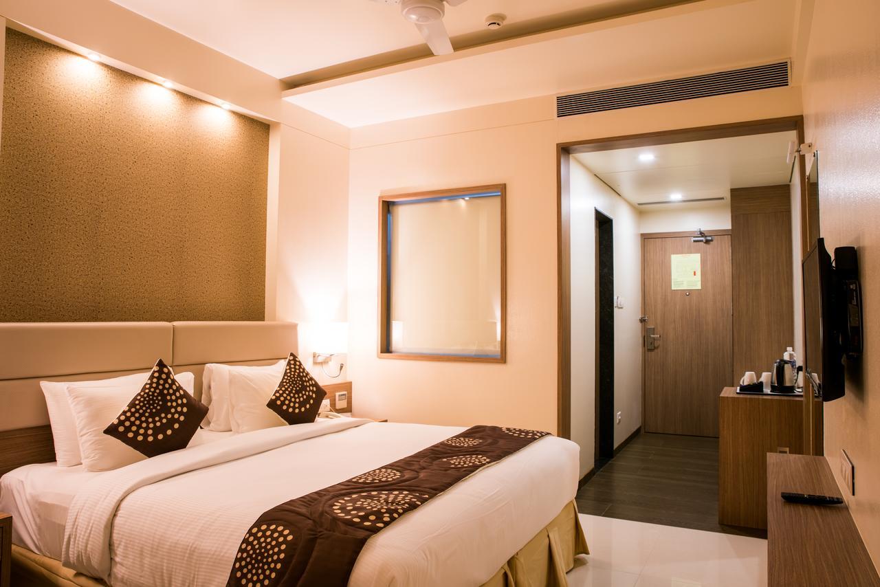Grand Rio Nashik Exterior foto