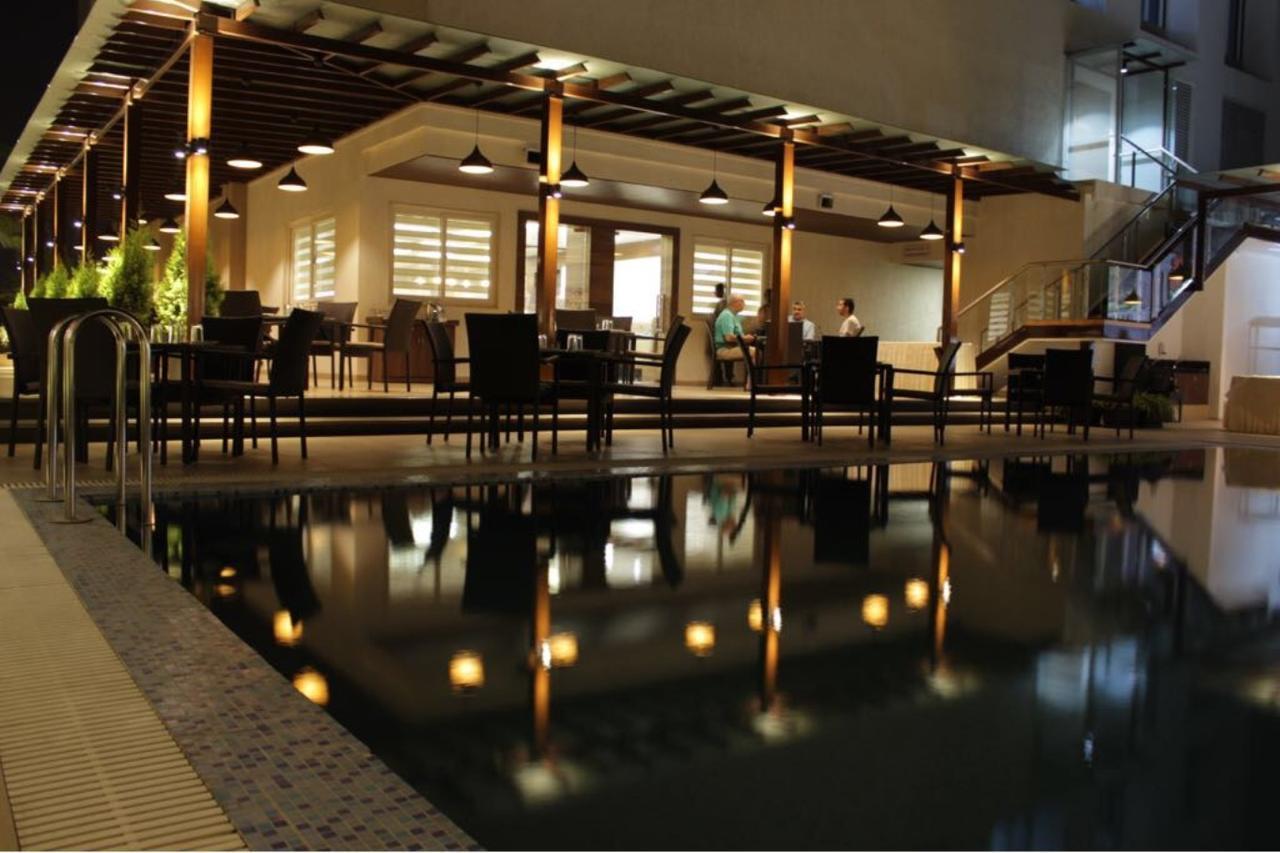 Grand Rio Nashik Exterior foto